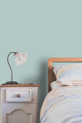 Leyland Trade Vinyl Matt Walls & Ceilings Emulsion Paint Sea Sprite ...