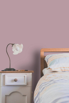 Leyland Trade Vinyl Silk Walls & Ceilings Emulsion Paint Rose Heart (PPG1049-4) - 5L