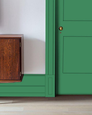 Leyland Trade Wood & Metal Fast Drying PLUS Gloss Paint Signal Green ...