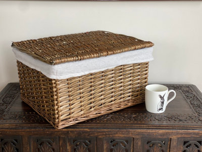 Lidded Wicker Storage Basket With Lining Xmas Hamper Basket Extra Large,Pine 46x35x24cm