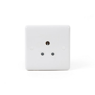 Lieber Silk White 5 Amp Light Socket - Curved Edge
