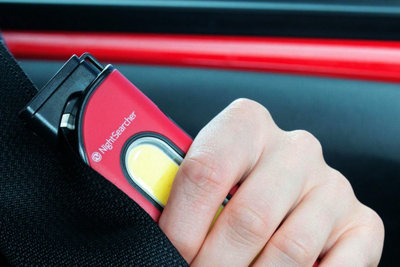 LifeGuard - 5-in-1 Car Emergency Tool with LED Work Light and Torch, 200 lumens floodlight, Seat belt cutter, Window breaker