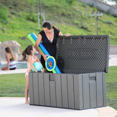 Lifetime Outdoor Storage Deck Box (150 Gallon) - 7