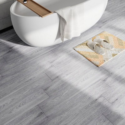 Light Grey Natural Wood Grain Effect Interlocking PVC Flooring 2mm ...