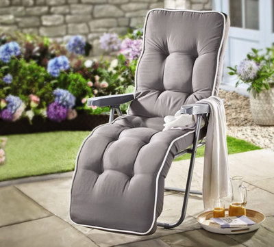 Swivel discount sun lounger