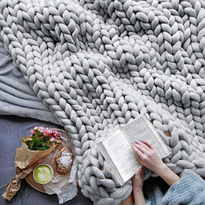 Light Grey Soft Knitted Throw Blanket Sofa Bed Decor 150cm L x 120cm W