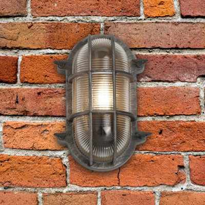 Lighting Collection Kingston Silver Bulkhead Outdoor Wall Light