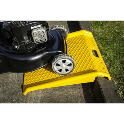 Lightweight Portable Access Ramp - 600mm Width - Textured Surface - 450kg Limit