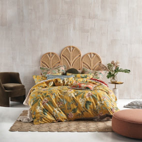 Linen House Anastacia Botanical 100% Cotton Duvet Cover Set