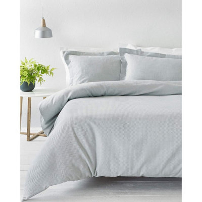 Linen Yard Waffle Duvet Cover Set Silver (Single) | DIY at B&Q