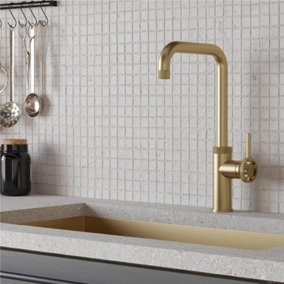 Liquida LB419BR Industrial Style Single Lever Brushed Brass Kitchen Mixer Tap