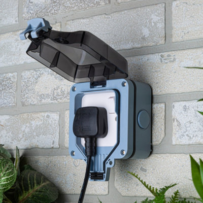 Litecraft IP66 Grey Outdoor Single Plug Socket Box DIY at B&Q