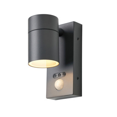 Luz De Pared Exterior Litecraft Kenn IP65 - Negra - Sensor De Movimiento PIR - GU10 - 240V - Reino Unido