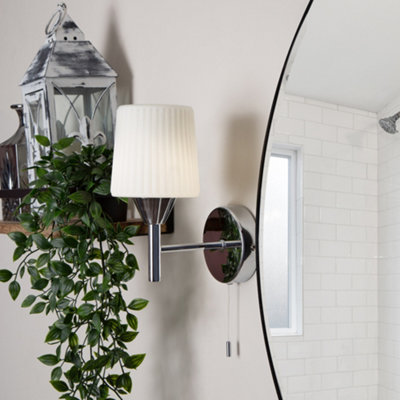 Litecraft Molice Chrome 1 Arm Modern Bathroom Wall Light DIY at B&Q