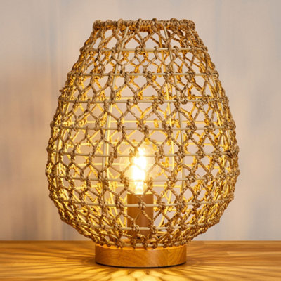 B&q rattan online lamp