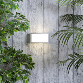 Litecraft Wynn White 1 Lamp Modern Outdoor LED Wall Light