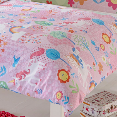 Little girls hotsell unicorn bedding