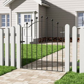 Garden Gates | Fencing | B&Q