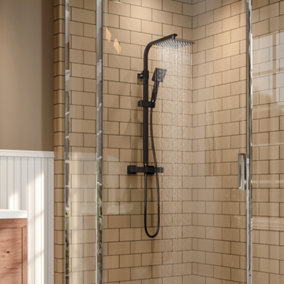 Livingandhome 8 Inch Rainfall Shower Head Brass Bathroom Shower Faucet Set