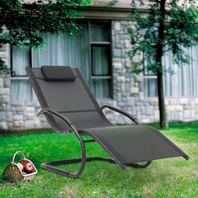 Stylish Folding Lounge Chair With Pillow