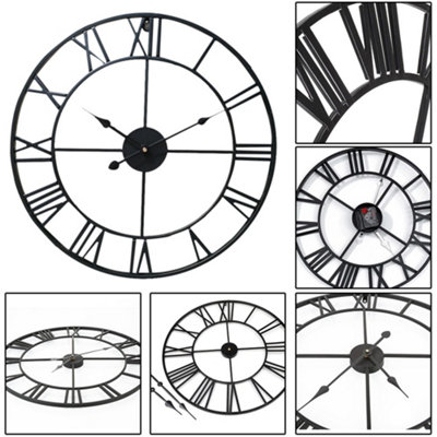 Livingandhome Black Vintage Round Roman Numeral Metal Wall Clock 40 cm
