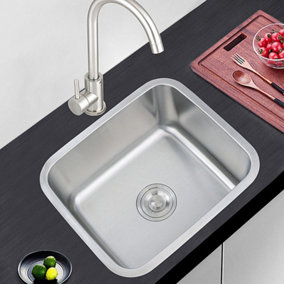 Livingandhome Deep Single Bowl Stainless Steel Kitchen Sink with Strainer 410 x 205 mm