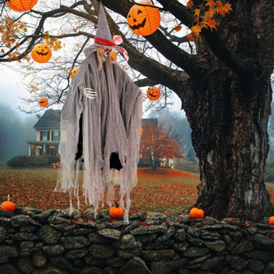 Livingandhome Grey Halloween Voice Activated Hanging Witch