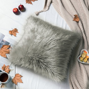 Livingandhome Grey Super Soft Luxury Faux Fur Decorative Plush Pillow Case 450 x 450 mm