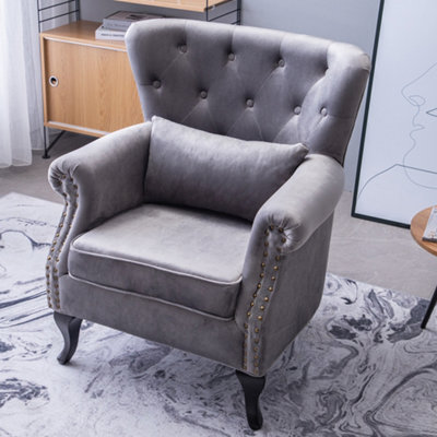 Retro 2024 velvet chair