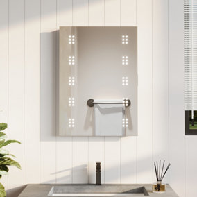 Livingandhome LED Anti Fog Rectangular Wall Mounted Sensor Bathroom Mirror with Digital Clock and Shaver Socket 500 x 700 mm