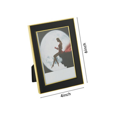 https://media.diy.com/is/image/KingfisherDigital/livingandhome-modern-black-and-gold-vertical-aluminum-photo-frame-picture-frames-4-x-6-inch~0670586483414_06c_MP?$MOB_PREV$&$width=618&$height=618