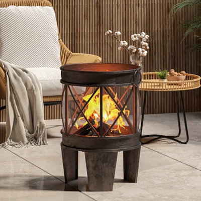 Livingandhome Outdoor Iron Fire Pit Garden BBQ Wood Burner | DIY at Bu0026Q
