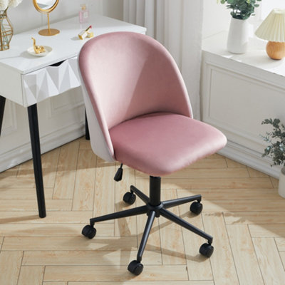 Light pink deals velvet desk chair