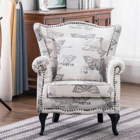 Livingandhome Retro Butterfly  Wing Back Studded Armchair with Cushion