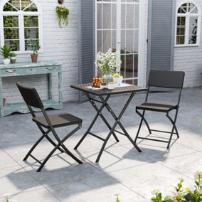Livingandhome Set of 3 Brown Plastic Ratten Effect Outdoor Folding Table and Chairs Set