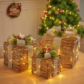 Livingandhome Set of 3 LED Christmas Present Gift Box Glitter Party Xmas Tree Decor