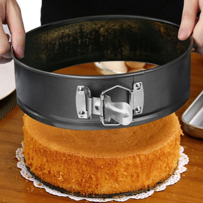Livingandhome Set of 3 Non Stick Round Spring Form Pan Cake Tin with Removable Bottom