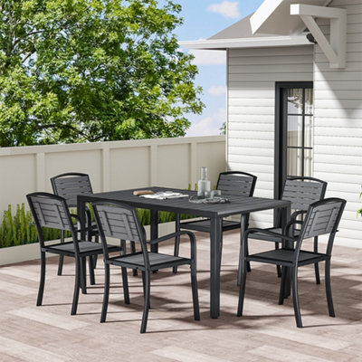 Veronderstelling munitie Broer Livingandhome Set of 7 Grey 150 cm Rectangular WPC Garden Dining Table and  Chairs Set with 50 mm Parasol Hole | DIY at B&Q