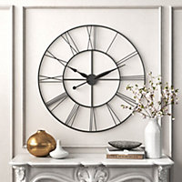 Livingandhome Vintage Round Large Openwork Roman Numeral Metal Wall Clock 80cm