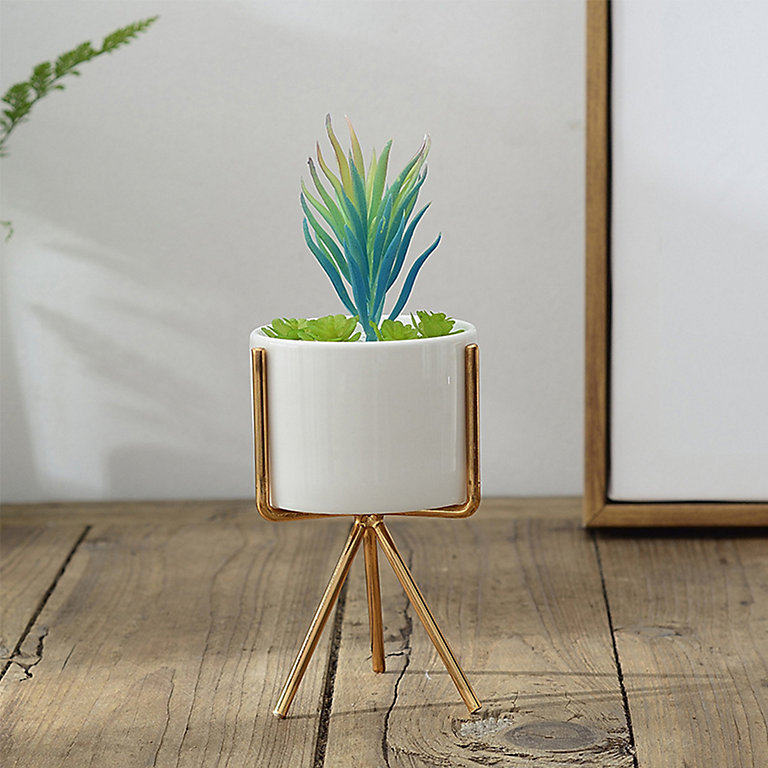 Livingandhome White Cylindrical Free Standing Planter with Metal Stand | DIY at B&Q