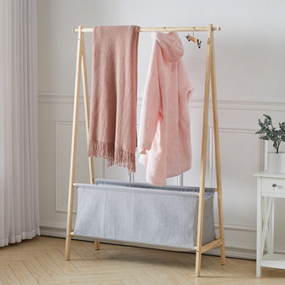 Stylish Clothes Rails & Hanging Clothes Rails