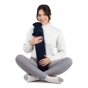 LIVIVO 2L Extra Long Fluffy Hot Water Bottle with Faux Fur Removable Cover, Machine Washable - 64cm/(Navy w/ Pom Pom)
