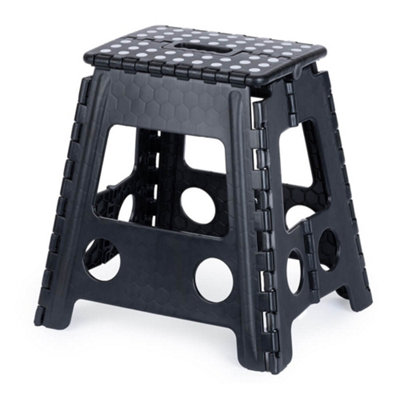 Black folding stool discount