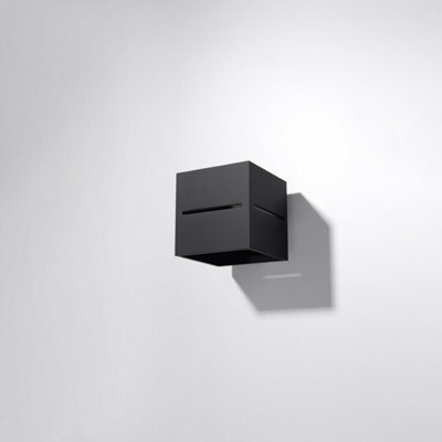 Lobo Aluminium Black 1 Light Classic Wall Light
