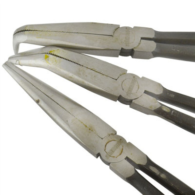 Renekton 6-1/2 Inch Long Nose Locking Pliers - Chrome Vanadium Steel With Wire Cutter