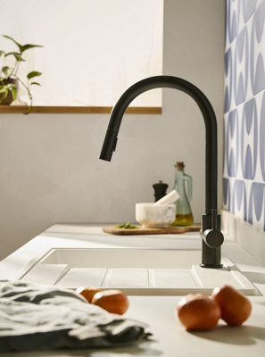 LOR20MB - Loreto Twin Lever Pull-out Kitchen Mixer - Matt Black