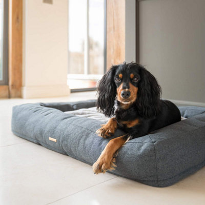 Lords & Labradors Comfort Cube Anthracite Price Comparisons | Compare The Build