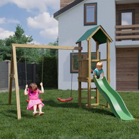 Lucas play centre with double swings and slide