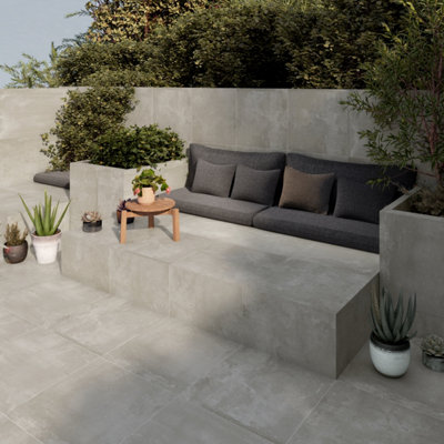 Lucerne Grey Concrete Effect Porcelain Outdoor Tile - Pack of 2, 0.74m² - (L)610x(W)610