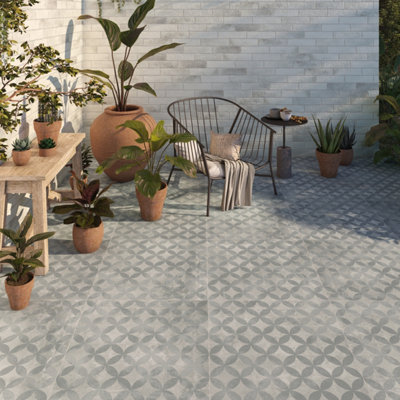 Lucerne Matt Geometric Patterned Concrete Effect Porcelain Outdoor Tile - Pack of 15, 5.58m² - (L)610x(W)610mm